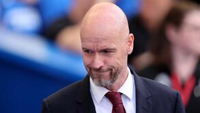 Ten Hag imune aos rumores do despedimento: «Estou apenas focado em ganhar a Taça»