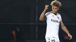 Notícia Record: Pachuca avança por Jhonder Cádiz