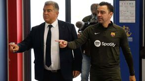 Xavi fez visita de cortesia a Laporta no hospital e saiu... despedido