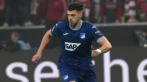 Hoffenheim quer manter Jurásek e já terá iniciado conversações com o Benfica