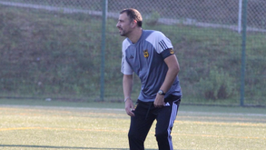 Bruno Batista, treinador do Lus. Lourosa B: «Subir à 2.ª Liga seria um sonho»