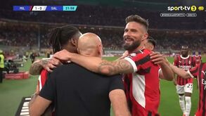 Rafael Leão aproveita erro colossal do guarda-redes e volta aos golos pelo AC Milan