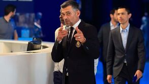 Notícia Record: Sérgio Conceição abandona o FC Porto