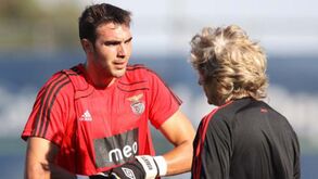 Roberto lembra Jesus no Benfica: «Aprendi muito com ele, sofri muito...»
