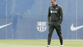 Xavi renuncia a verba choruda no adeus ao Barcelona: já os adjuntos receberão tudo a que têm direito