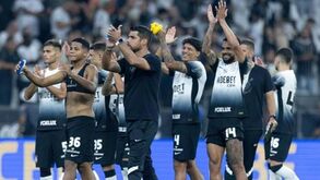 Corinthians nos oitavos da Taça sul-americana e Bragantino vai a playoff 
