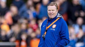 Van Dijk e De Jong lideram lista definitiva da Holanda para o Euro'2024