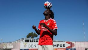 A história de Beni Souza, reforço do Benfica: o francês que veio do futsal e participou em provas de freestyle