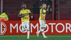 Cuiabá de Petit fecha fase de grupos da Sul-Americana com vitória