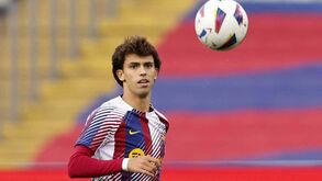 «Decisão mais difícil foi sair do Benfica»: João Félix recorda momentos marcantes, ídolos e o sonho que ainda quer cumprir