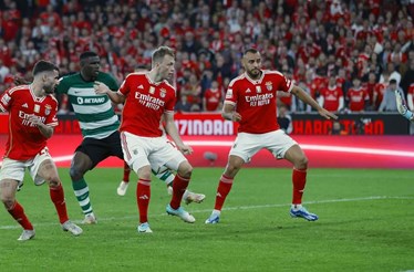 Benfica quer 40 milhões por Arthur Cabral e Casper Tengstedt