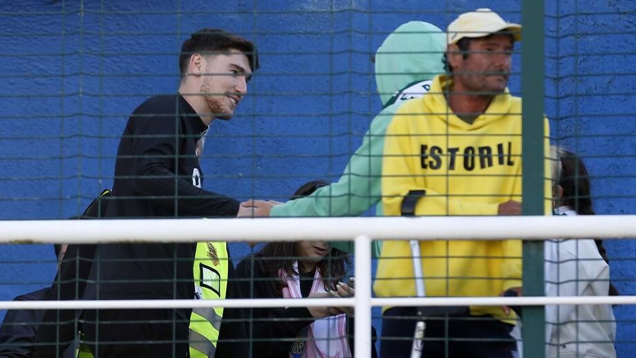 Guardião esteve na tribuna no Estoril 
