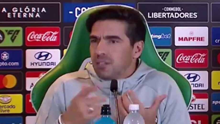 Treinador português do Palmeiras pede mais seriedade