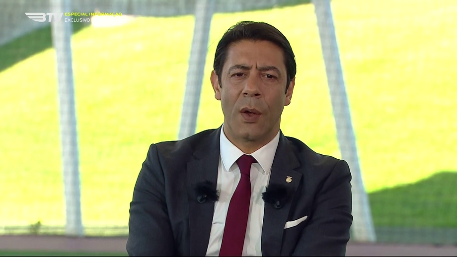 Presidente benfiquista diz que o médio "é um jogador com características fantásticas, qualidade fantástica e que não conseguiu expressar ao máximo o seu potencial"