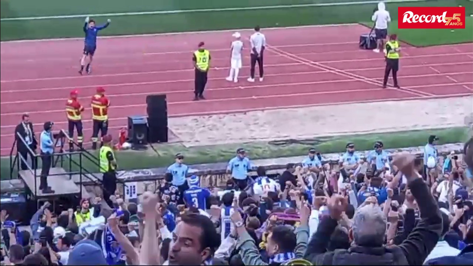 Treinador portista viu cartão vermelho na sequência da falta de Diogo Pinto sobre Evanilson