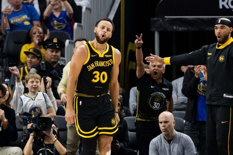 9. Stephen Curry, 93,8 M€ (47,8 M€ + 46 M€)