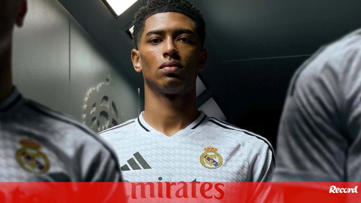 Real Madrid apresenta camisola para a próxima época mas adeptos vão ter de esperar pela de Mbappé