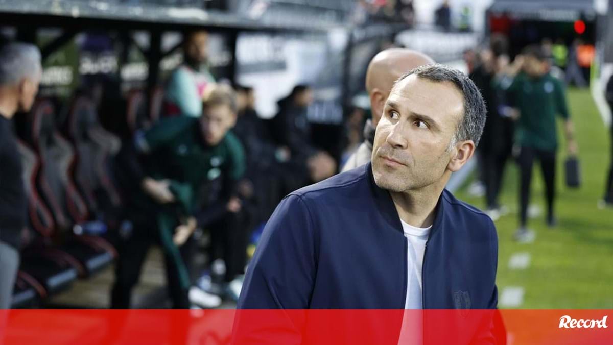 Sérgio Vieira é o novo treinador do Portimonense