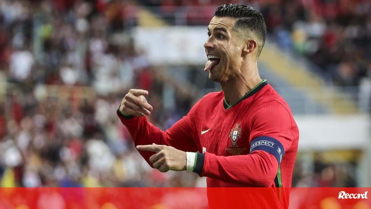 Cristiano Ronaldo chega aos 130 golos pela Seleção