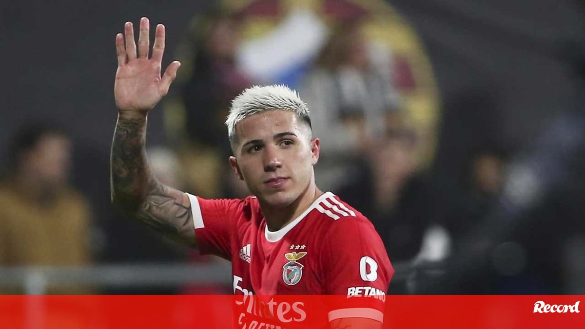 «Em tão pouco tempo já era idolatrado»: pai de Enzo Fernández recorda Benfica