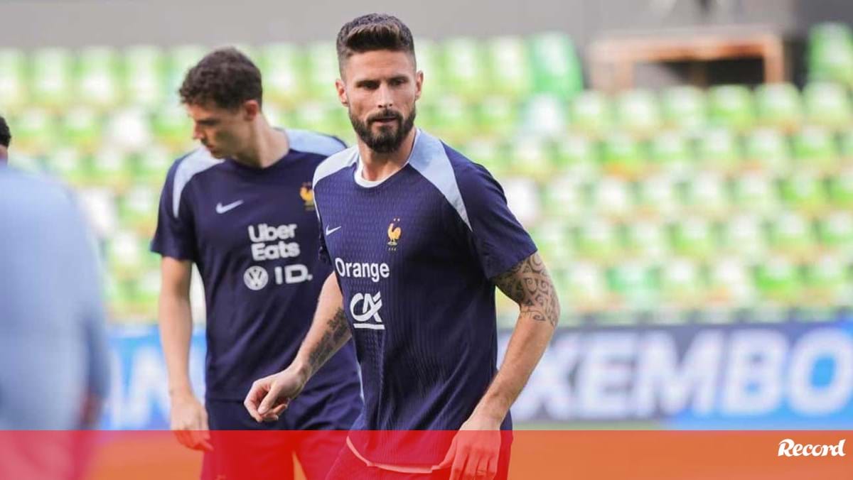 Giroud admite que ainda tem 'pesadelos' com o golo de Éder