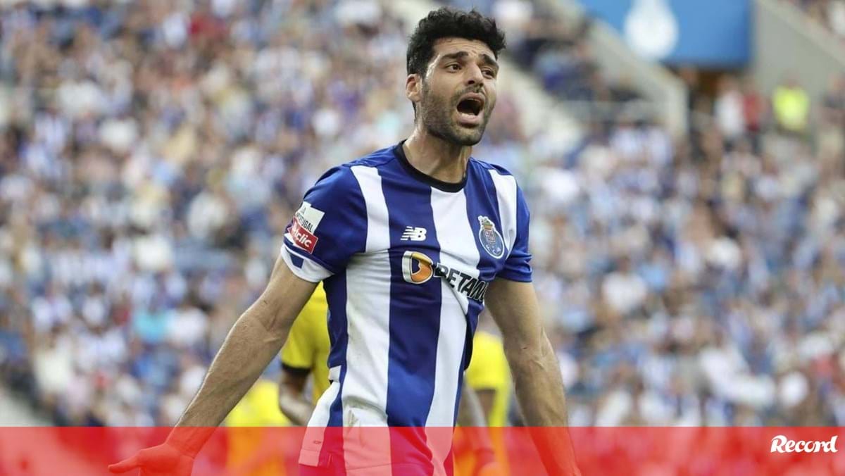 Taremi e a proposta de renovação do FC Porto: «Eu disse uma coisa, responderam que não e depois acabou»