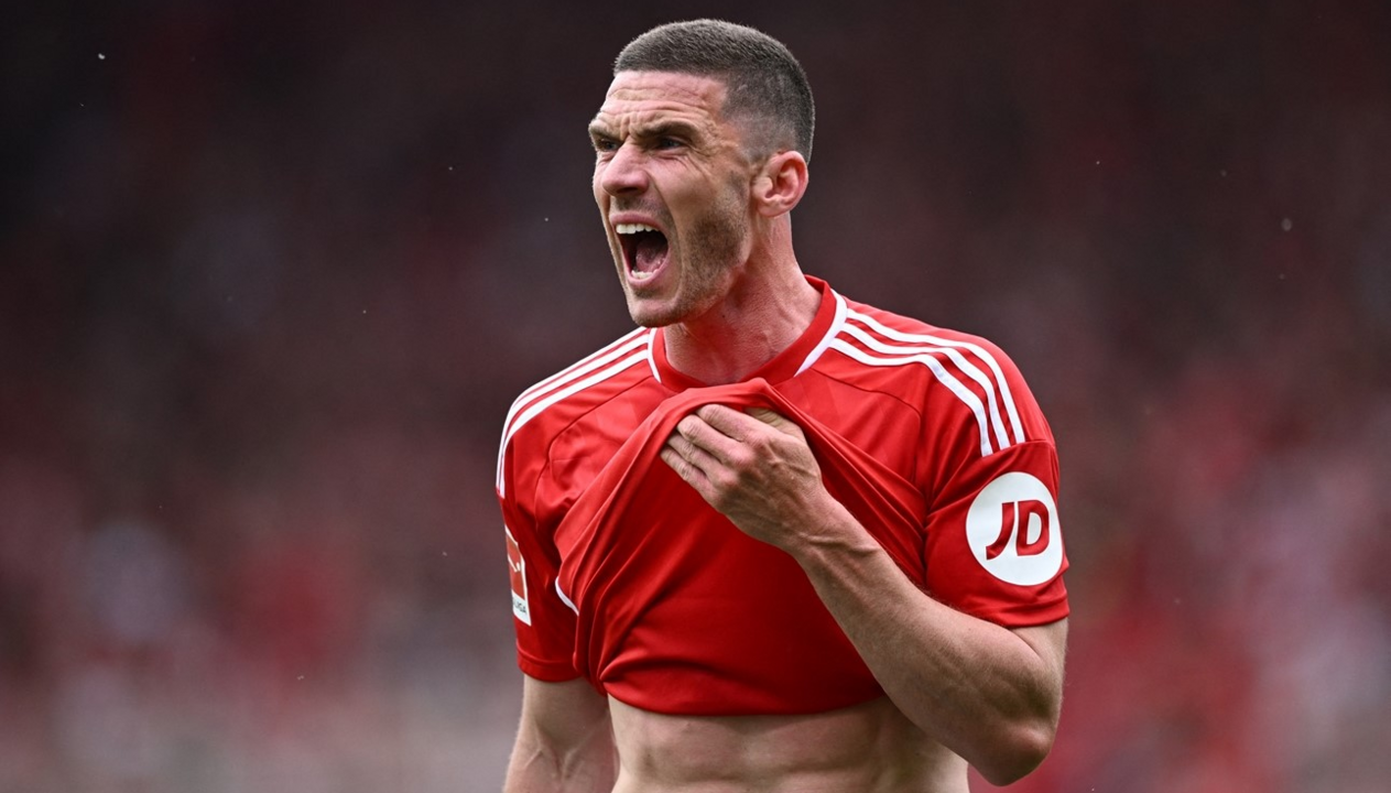 Gosens é o escolhido pelas águias para reforçar a defesa