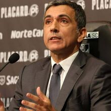 <![CDATA[ António Miguel Cardoso anuncia conferência de imprensa e cenário de eleições ganha força ]]>