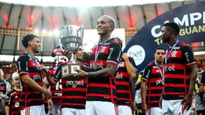 Flamengo não quer negociar lateral associado ao Famalicão