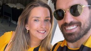 Rúben Neves equipado a rigor no apoio ao Lourosa 