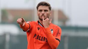 Fase de grupos da Conference League aciona reforço do passe de Nuno Santos