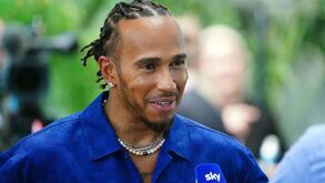 Hamilton admite que apenas uma vez urinou durante uma corrida: «Só pensava 'não aguento'»