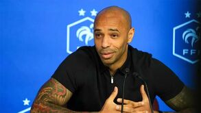 Thierry Henry: «A última vez que levei tantas negas estava na escola...»