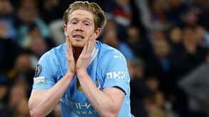 De Bruyne pisca o olho à Arábia Saudita: «Em dois anos poderia ganhar uma quandidade incrível de dinheiro»