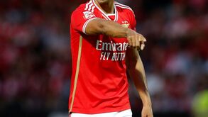 João Mário recetivo a sair do Benfica