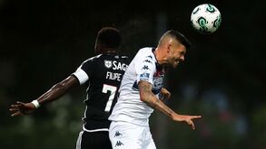 Joãozinho tem convites de clubes estrangeiros