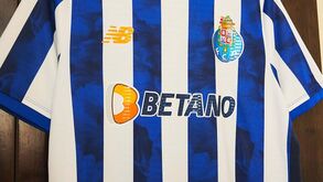 FC Porto divulga camisola principal para 2024/25 com... Francisco Conceição em destaque