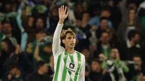 Juan Miranda fora dos planos do Sporting