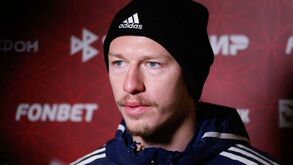 Guarda-redes pretendido pelo PSG impedido de sair da Rússia