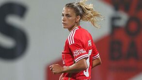 Paige Almendariz deixa o Benfica