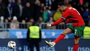 Mourinho sobre Cristiano Ronaldo: «Não acredito que saia do Euro sem os seus golos»