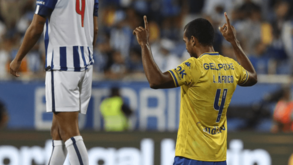 Lucas Áfrico abre a porta ao regresso a Portugal: «Tive conversas e abordagens»