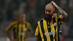 De Dimas a Raúl Meireles: os lusos que vestiram a pele do Fenerbahçe