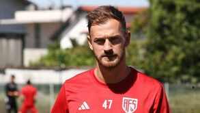 Jonatan Lucca renova até 2027 pelo AVS