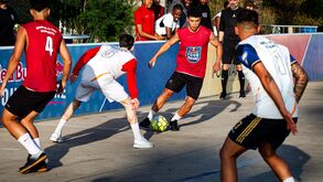 Red Bull Four 2 Score: 