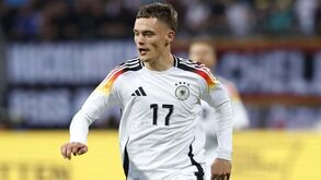 Florian Wirtz só vai sair do Bayer Leverkusen em 2025