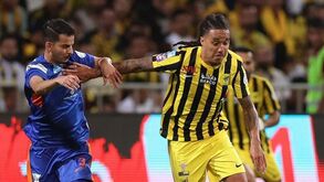 Hélder Costa entra no radar do V. Guimarães