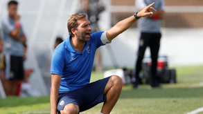 Notícia Record: Luís Tralhão é o novo treinador dos sub-23 do Torreense