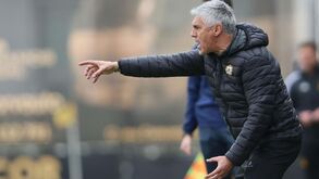 Vítor Paneira renova com o Varzim
