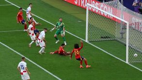 A crónica do Espanha-Croácia, 3-0: Um abraço neste ponto de encontro